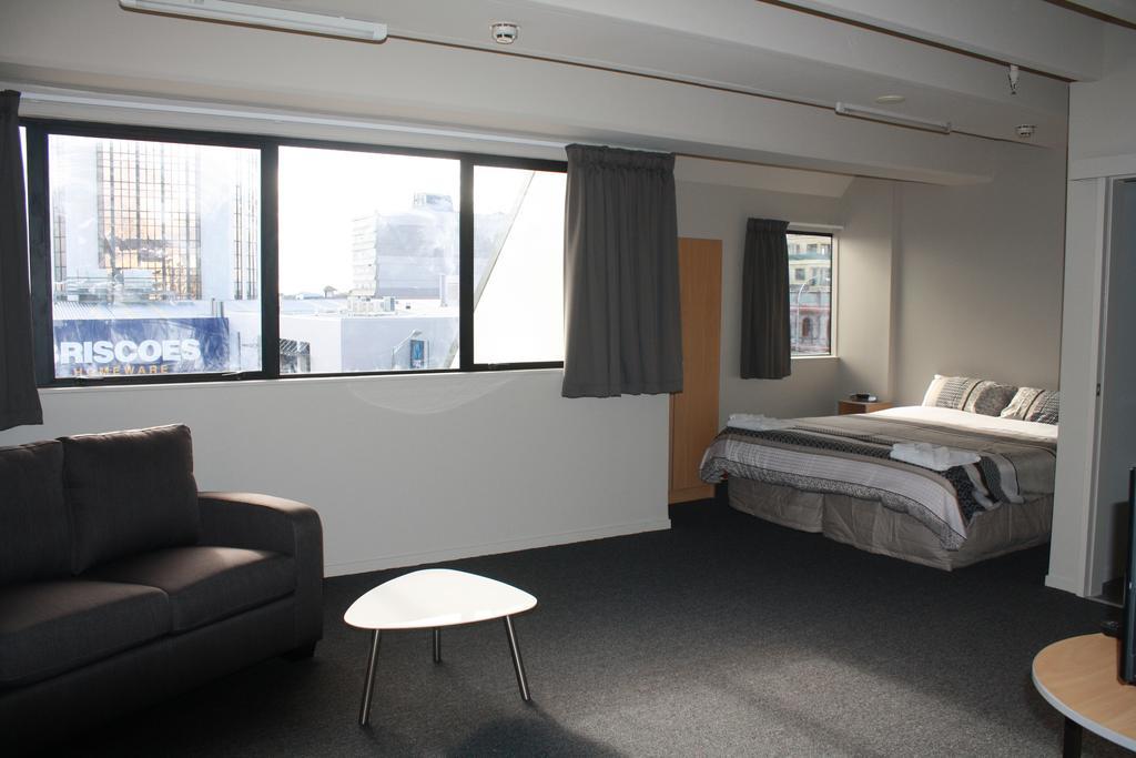 @ The Hub West Aparthotel Palmerston North Rum bild