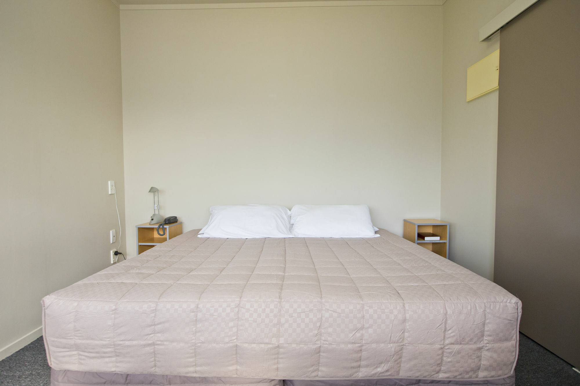 @ The Hub West Aparthotel Palmerston North Exteriör bild