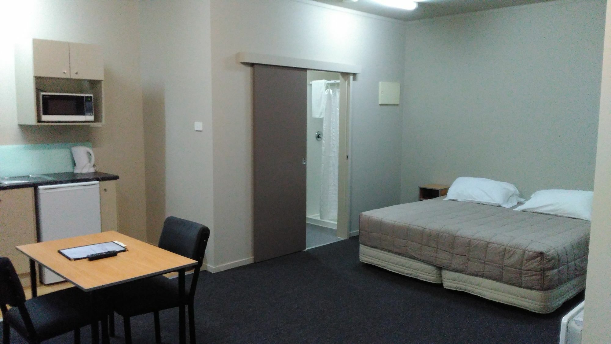 @ The Hub West Aparthotel Palmerston North Exteriör bild