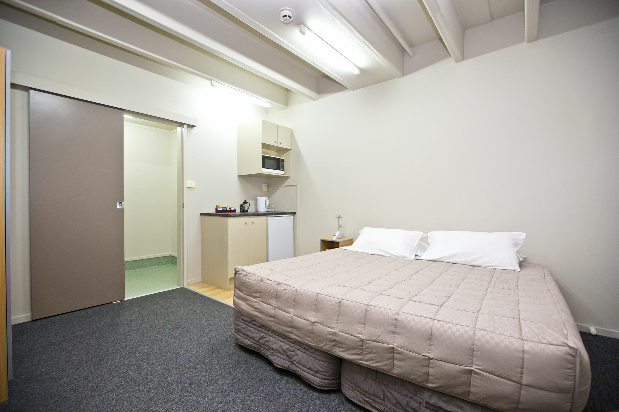 @ The Hub West Aparthotel Palmerston North Exteriör bild